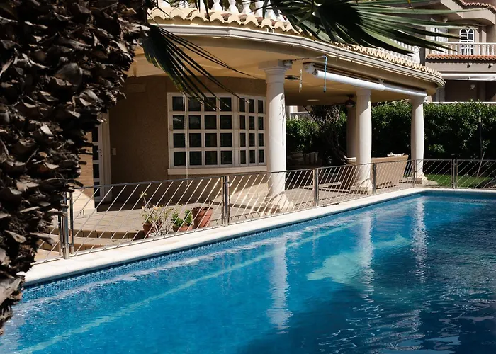 Experience Valencia Luxury Chalet Puig Val Con Piscina